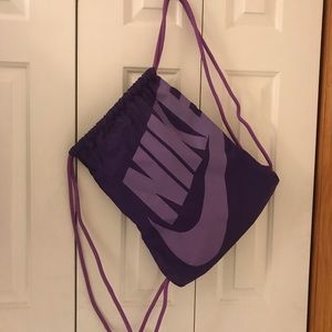Nike drawstring gym bag